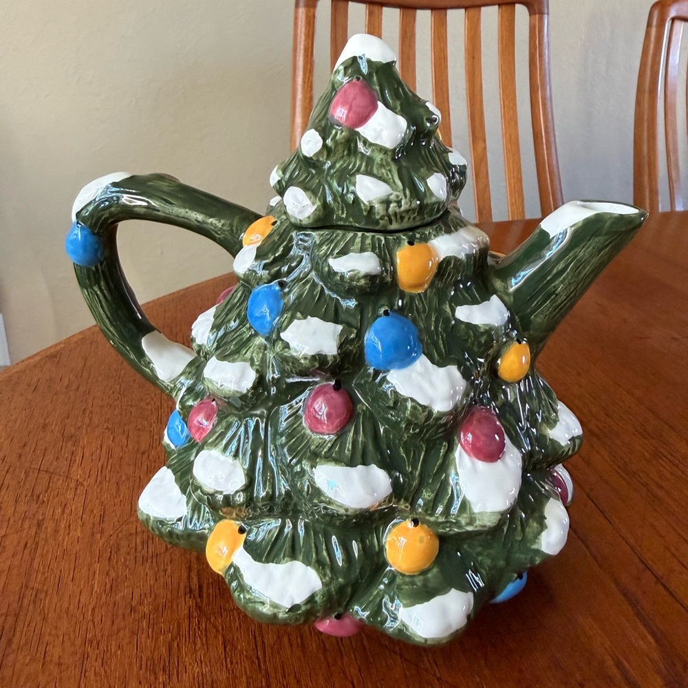 Vintage Ceramic Christmas Tree Teapot